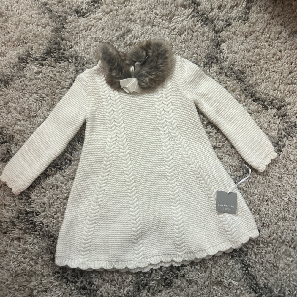Tahari Cream Knit with Faux Fur Trim